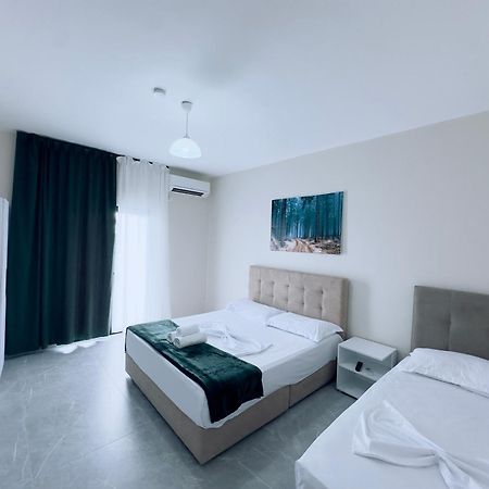 Molla Hotel Restorant Shëngjin Buitenkant foto