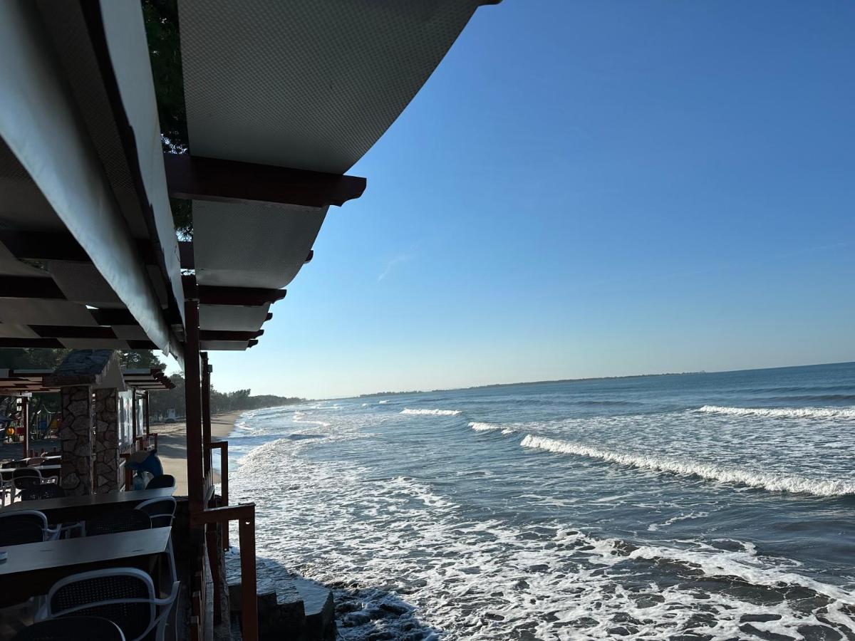 Molla Hotel Restorant Shëngjin Buitenkant foto