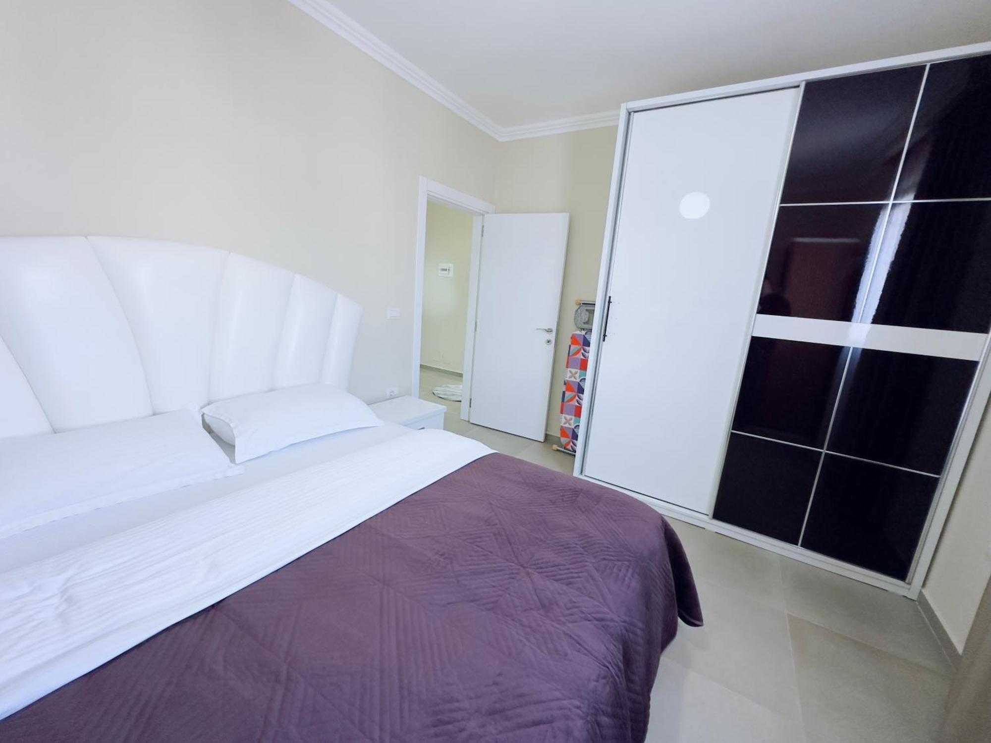 Molla Hotel Restorant Shëngjin Buitenkant foto